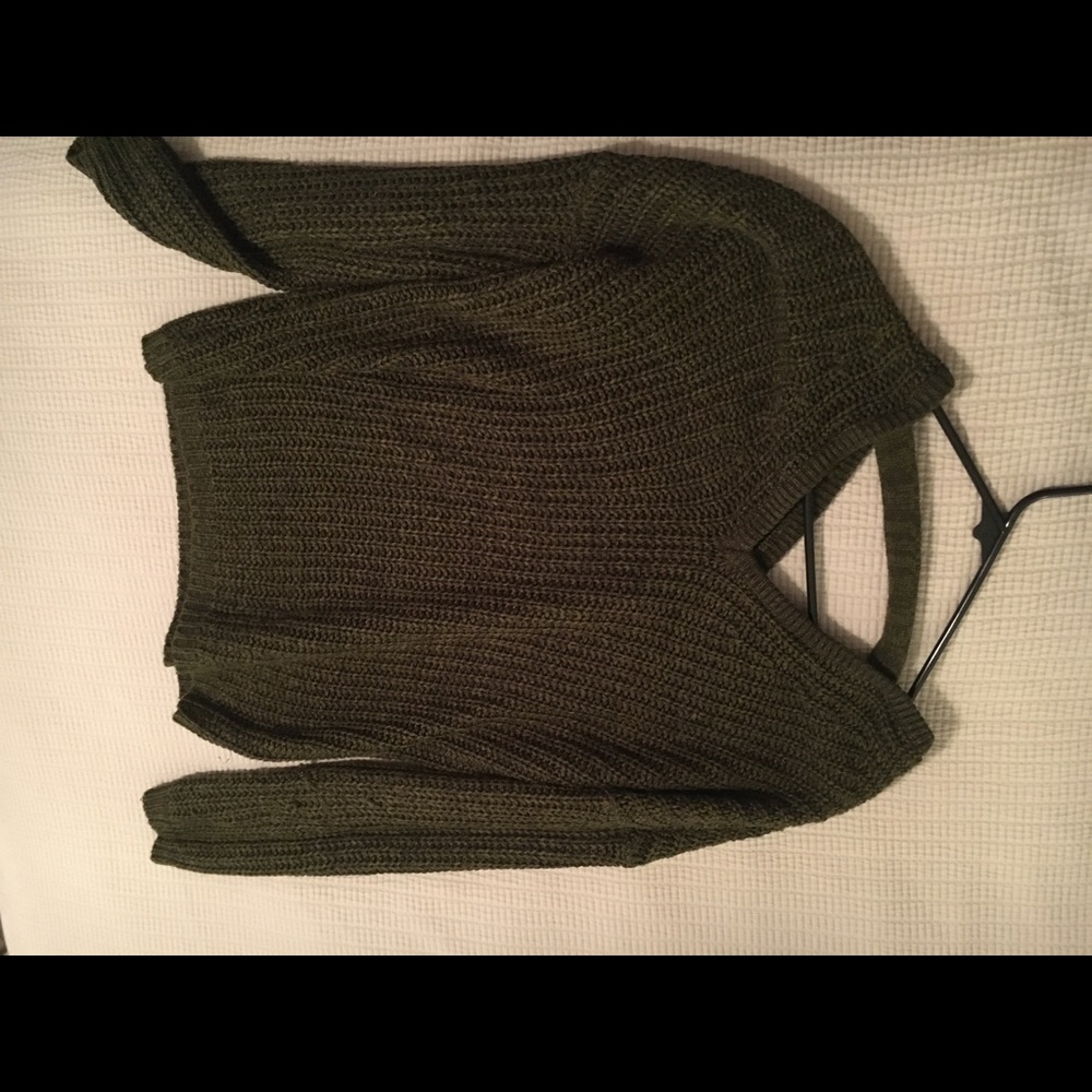 Green chunky sweater